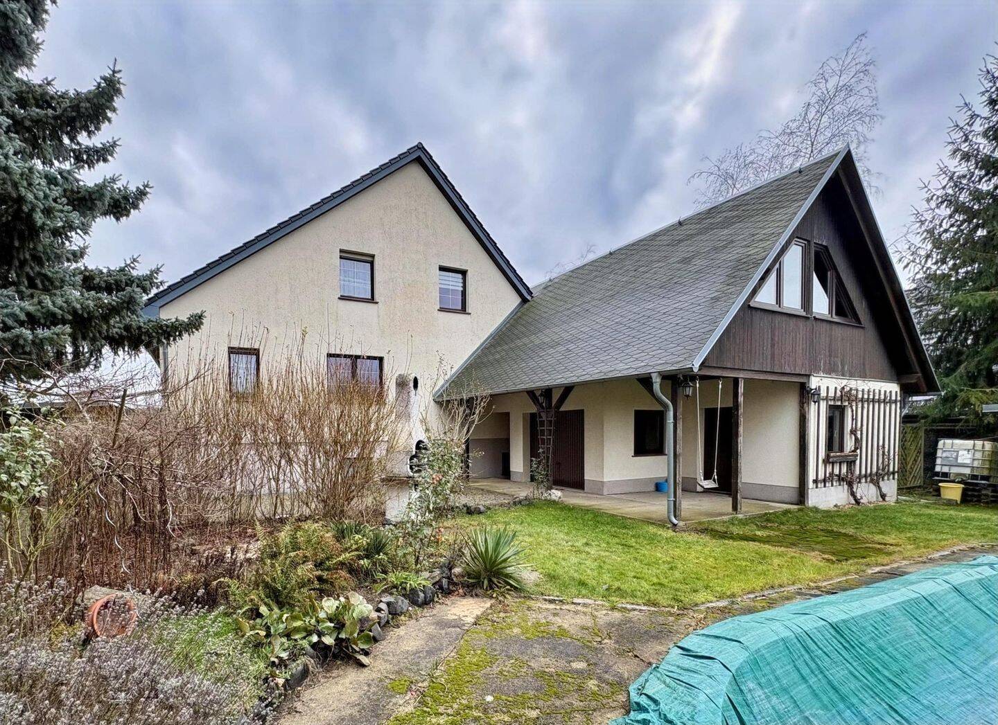 Immobilie in Rothenburg/Oberlausitz - Schöner Wohnen mit Pool und Terrasse - Bild 3