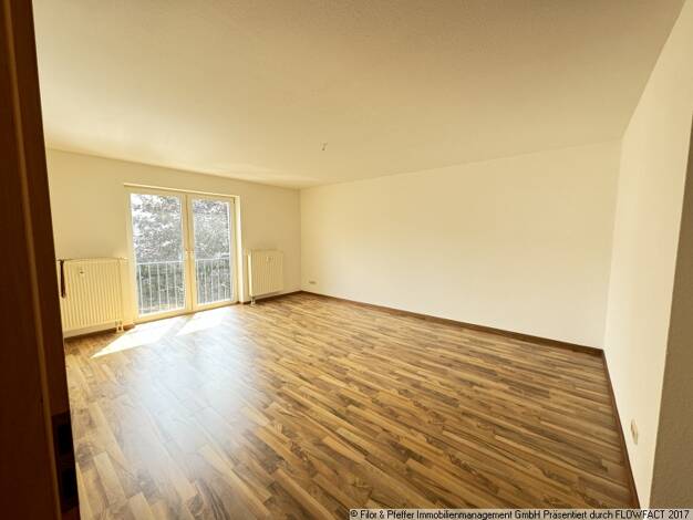 Wohnung zur Miete 290 € 1 Zimmer 38,7 m² 2. Geschoss frei ab sofort Sankt-Michael-Straße 11/11a Sudenburg Magdeburg 39112