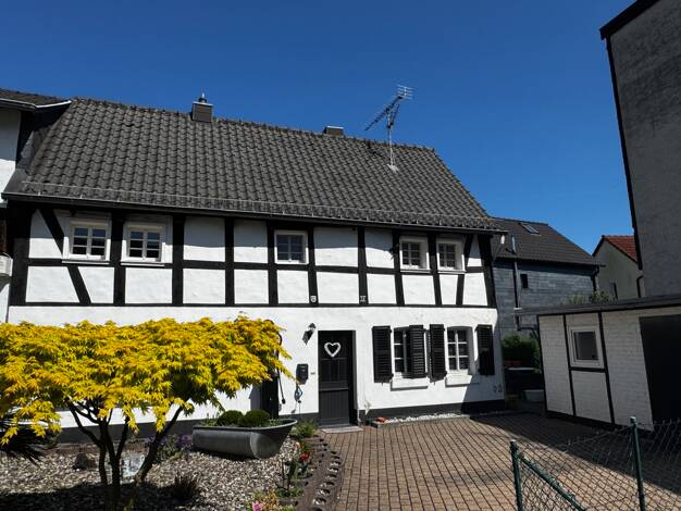 Doppelhaushälfte zum Kauf 249.000 € 4 Zimmer 80 m² 360 m² Grundstück Buisdorf Sankt Augustin 53757