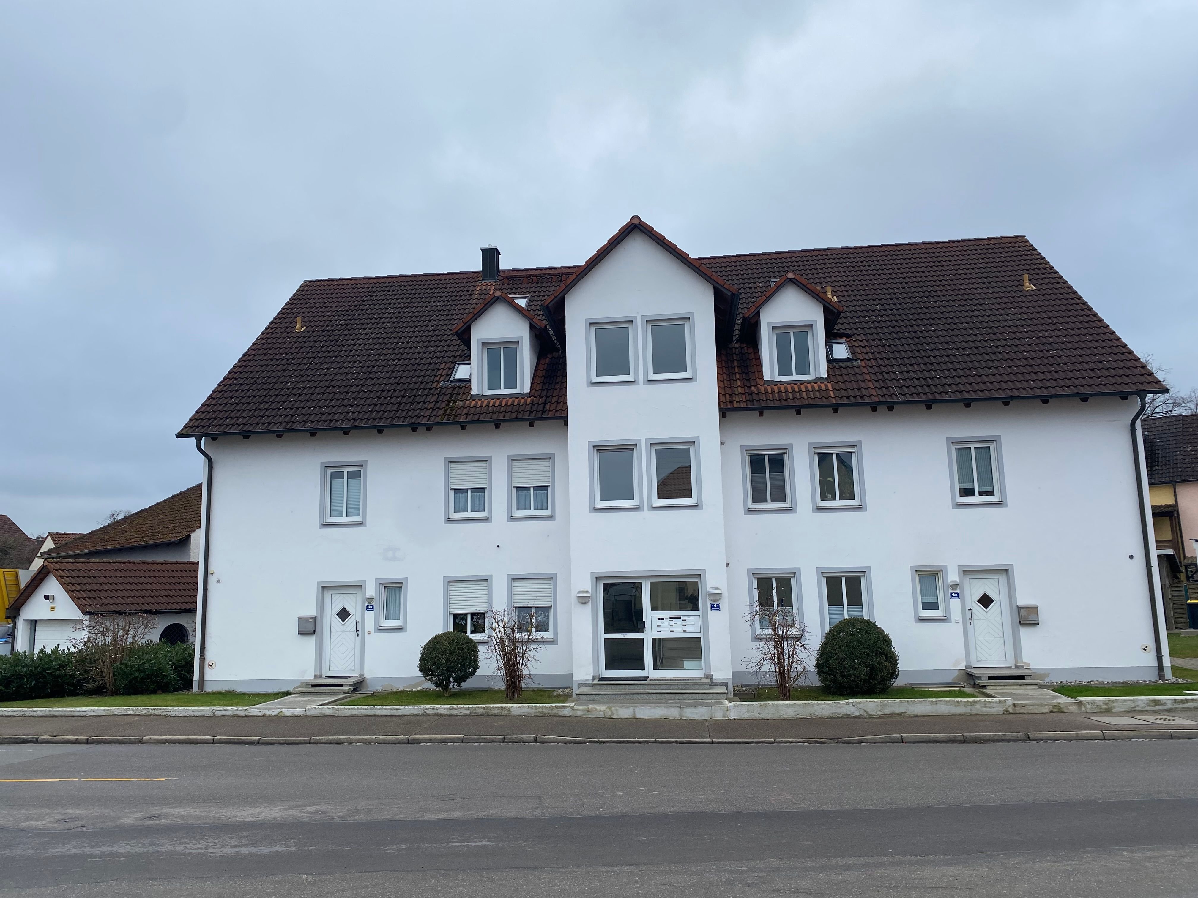 Maisonette zur Miete 900 € 3 Zimmer 82,9 m²<br/>Wohnfläche 2.<br/>Geschoss ab sofort<br/>Verfügbarkeit Sudetenlandstr. 4 Neuburg Neuburg an der Donau 86633