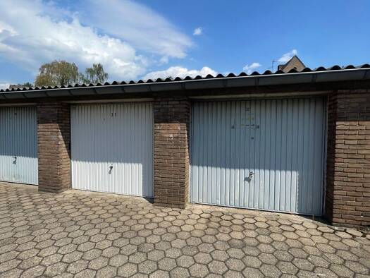 Garage zur Miete 125 € Dietrich-Bonhoeffer-Str. 71 Willich Willich 47877