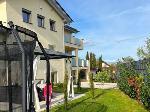Einfamilienhaus zur Miete 2.350 € 5 Zimmer 170 m² frei ab 31.08.2025 Volkertshausen 78269