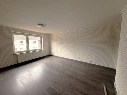 Wohnung zur Miete 755 € 3 Zimmer 92 m² 1. Geschoss frei ab sofort Wesel 46483