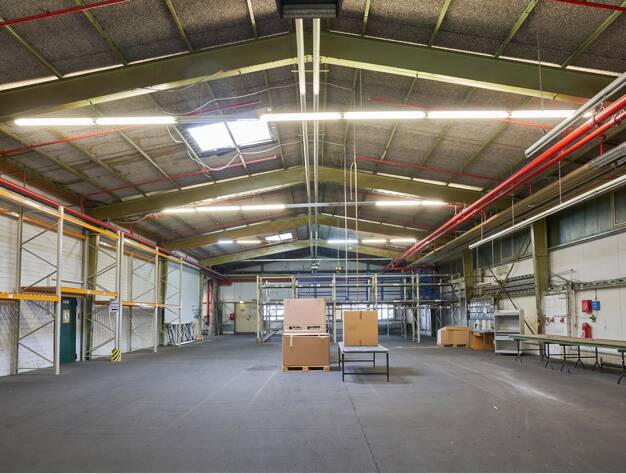 Lagerhalle zur Miete 6 € 680,4 m² Lagerfläche Werner-von-Siemens-Straße 2 Pfungstadt Pfungstadt 64319