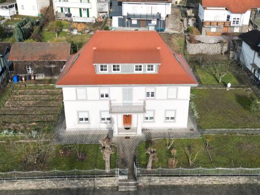 Stadthaus zum Kauf 1 Zimmer 190 m² 1.050 m² Grundstück Murg 79730