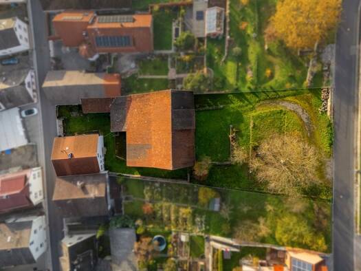 Mehrfamilienhaus zum Kauf 299.900 € 8 Zimmer 154 m² 1.476 m² Grundstück Gambach Karlstadt / Gambach 97753