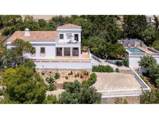 Haus zum Kauf 1.980.000 € 3.864 m² Grundstück Santa Bárbara de Nexe 8005