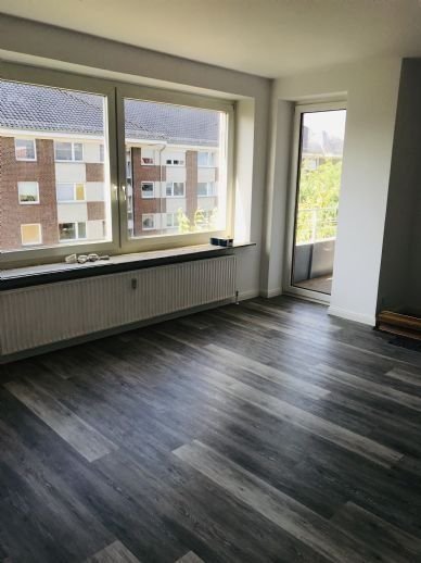 Wohnung zur Miete 580 € 2 Zimmer 56,4 m²<br/>Wohnfläche 2.<br/>Geschoss ab sofort<br/>Verfügbarkeit Hahle Stade 21682