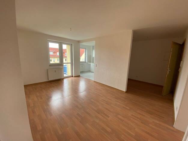 Wohnung zur Miete 720 € 3 Zimmer 90 m² 3. Geschoss frei ab 01.12.2025 Friedrich-Engels-Straße 48 Güstrow 18273