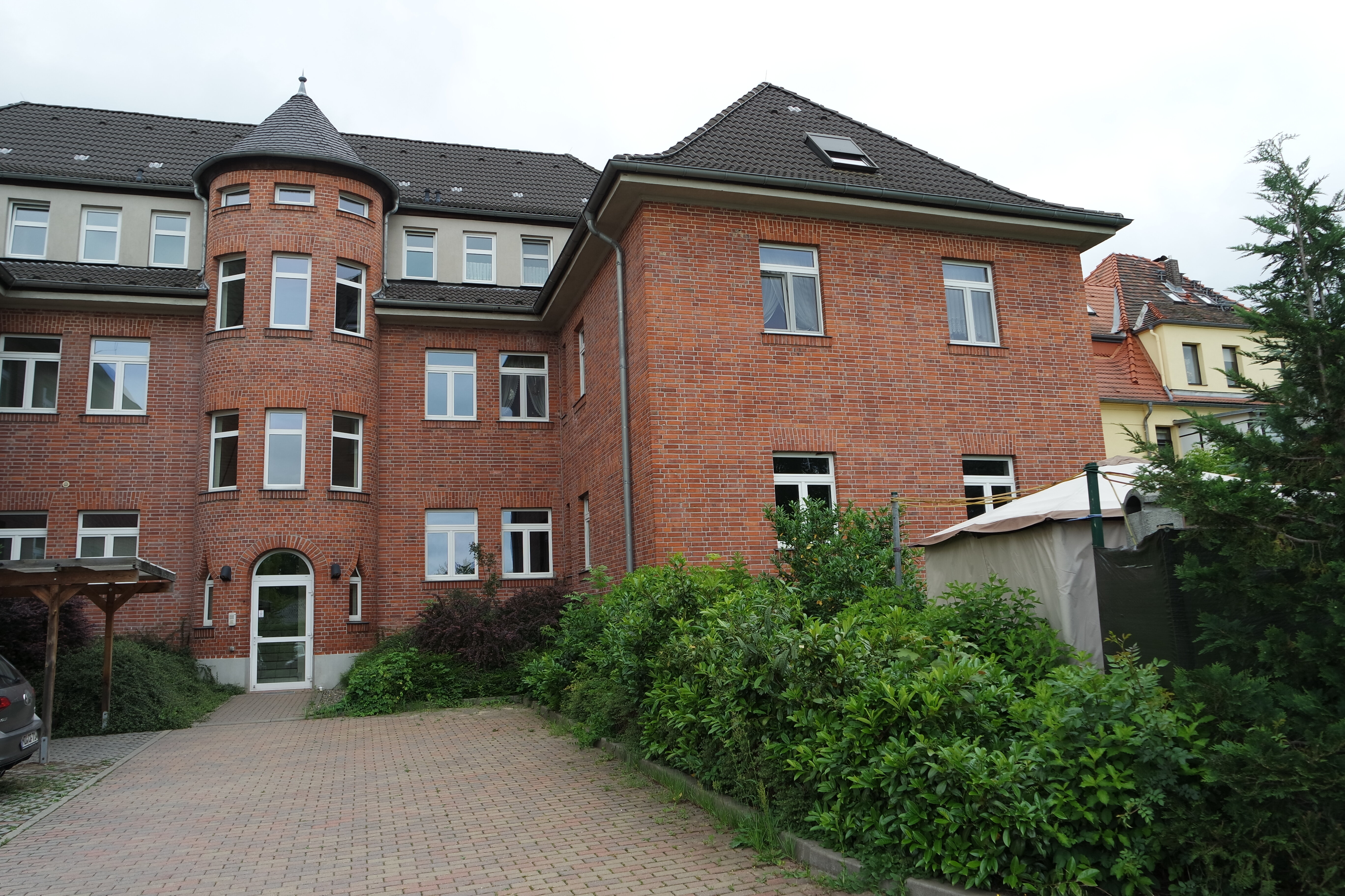 Bürofläche zur Miete 860 € 6 Zimmer 172 m²<br/>Bürofläche Moltkestr.42 Stendal Stendal 39576