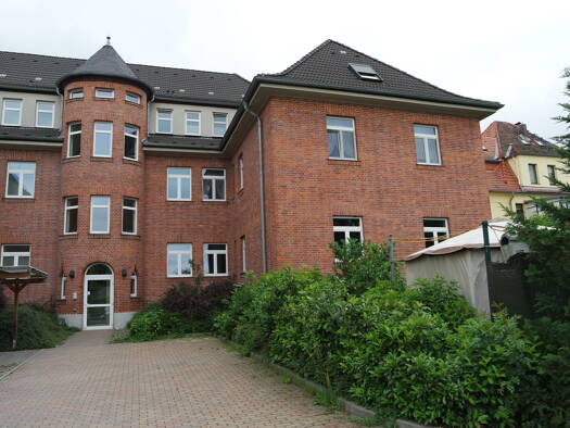 Bürofläche zur Miete 860 € 6 Zimmer 172 m² Bürofläche Moltkestr.42 Stendal 39576