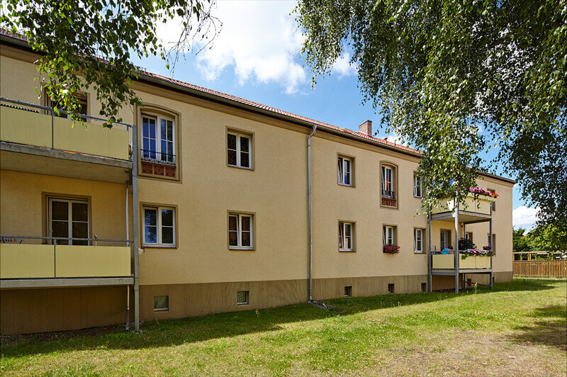 Wohnung zur Miete 424 € 2 Zimmer 42,4 m²<br/>Wohnfläche 1.<br/>Geschoss 10.03.2025<br/>Verfügbarkeit Hirschstr. 5 Hennigsdorf 16761