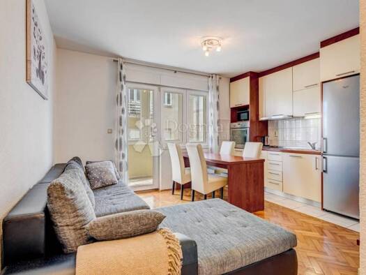 Wohnung zum Kauf 495.000 € 3 Zimmer 70 m² 3. Geschoss Dobri, Split Split