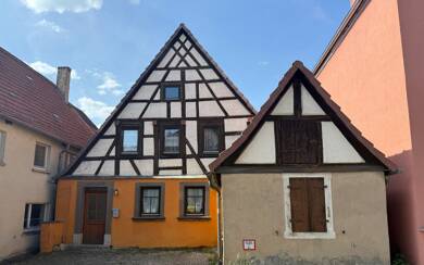 Einfamilienhaus zum Kauf 219.000 € 6 Zimmer 80 m² 559 m² Grundstück Marktsteft Marktsteft 97342