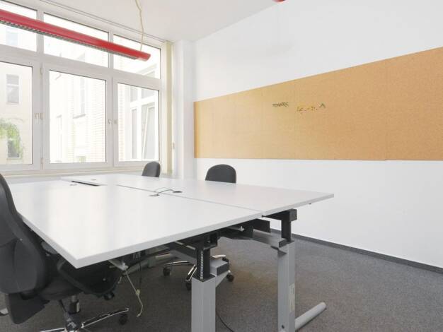 Bürofläche zur Miete provisionsfrei 800 € 38 m² Bürofläche Friedelstraße Neukölln Neukölln 12047