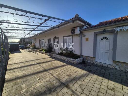 Haus zum Kauf 620.000 € 9 Zimmer 264 m² Pirovac