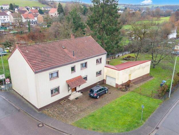 Einfamilienhaus zum Kauf 165.000 € 8 Zimmer 214 m² 1.148 m² Grundstück Dellfeld 66503