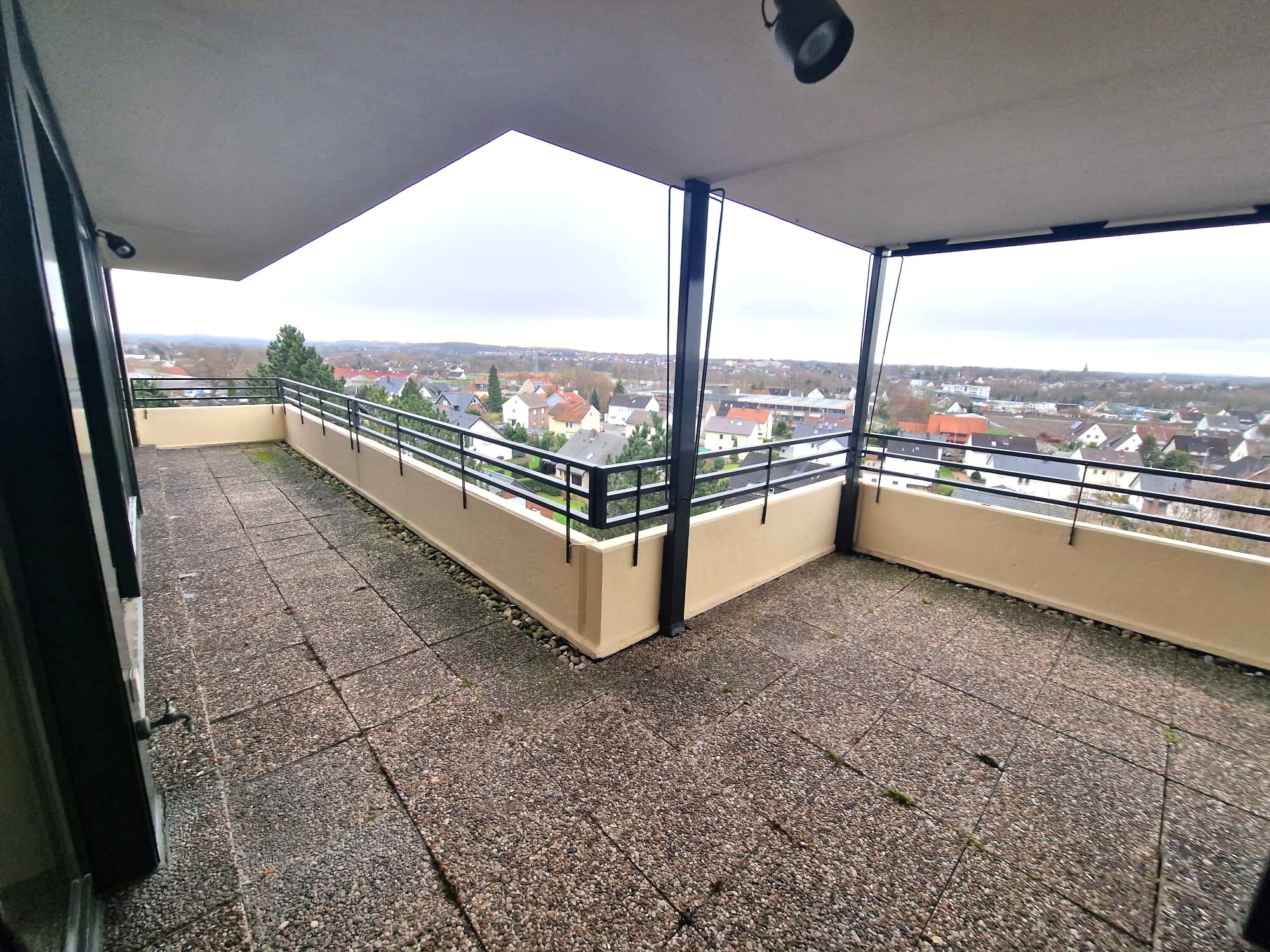 Penthouse zur Miete 1.900 € 6,5 Zimmer 236,2 m²<br/>Wohnfläche 7.<br/>Geschoss ab sofort<br/>Verfügbarkeit Bindingstr. 54 Spradow Bünde 32257