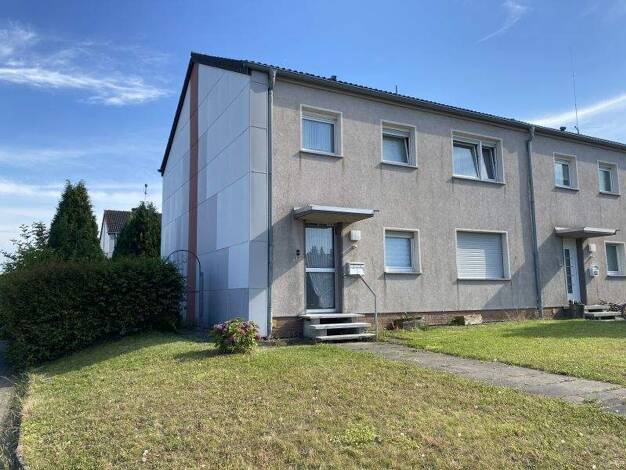 Mehrfamilienhaus zum Kauf provisionsfrei 289.000 € 6 Zimmer 122 m² 483 m² Grundstück Schumannstraße 10 Blerichen Bedburg 50181