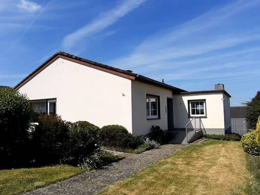 Bungalow zum Kauf provisionsfrei 255.000 € 5 Zimmer 117 m² 728 m² Grundstück Jöllenbeck Bielefeld 33739