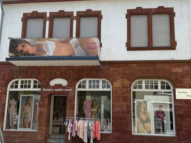 Haus zum Kauf 475.000 € 10 Zimmer 268 m² 254 m² Grundstück Mettlach 66693