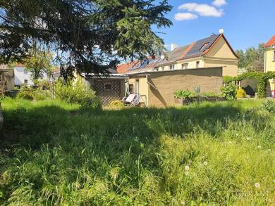 Grundstück zum Kauf 85.000 € 550 m² Grundstück frei ab sofort Borna Borna 04552