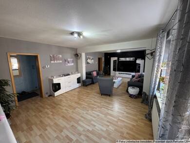 Wohnung zum Kauf provisionsfrei 189.000 € 4 Zimmer 120 m² 1. Geschoss Innen Remscheid 42855