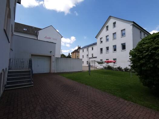Wohnung zur Miete 240 € 1 Zimmer 40 m² 2. Geschoss frei ab sofort Rußdorfer Str. 1 Limbach-Oberfrohna 09212