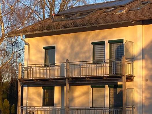 Wohnung zur Miete 1.000 € 3 Zimmer 92 m² Geschoss 2/3 frei ab sofort Weikering Weikering Vogtareuth 83569