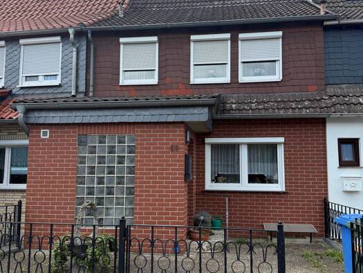 Reihenmittelhaus zum Kauf 169.000 € 1 Zimmer 104 m² 208 m² Grundstück frei ab sofort Lebenstedt Salzgitter 38226