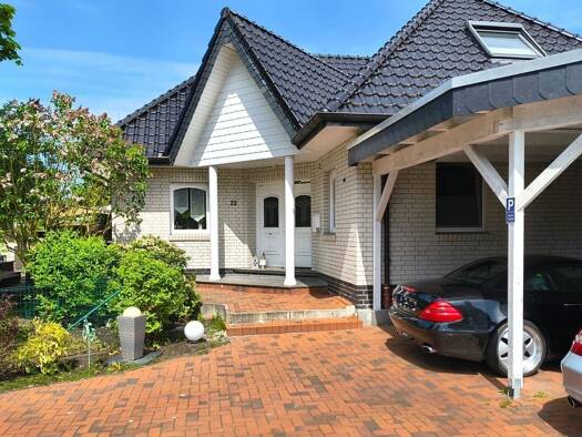 Einfamilienhaus zum Kauf 469.000 € 4 Zimmer 160 m² 562 m² Grundstück Pastor-Frerichs-Straße Wolthusen Emden 26725