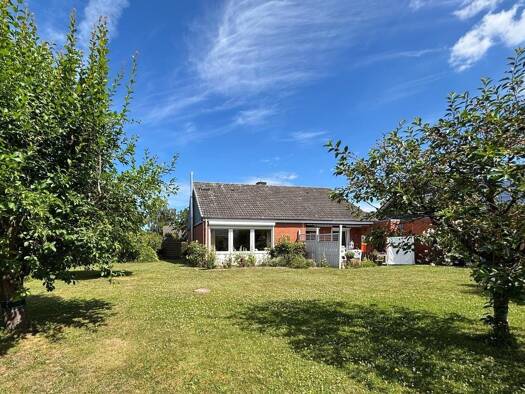 Einfamilienhaus zum Kauf 319.000 € 3 Zimmer 87 m² 995 m² Grundstück Hamberge 23619