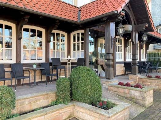 Hotel zum Kauf 835.000 € 34 Zimmer 1.500 m² Grundstück Elbrinxen Lügde 32676