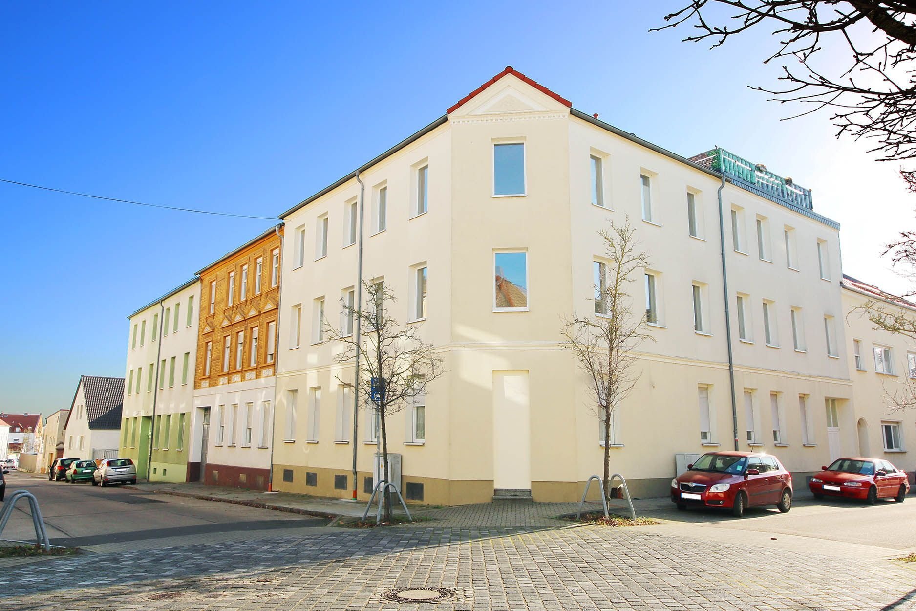 Mehrfamilienhaus zum Kauf 369.000 € 22 Zimmer 512,2 m²<br/>Wohnfläche 261 m²<br/>Grundstück Roßlau 221 Dessau-Roßlau 06862