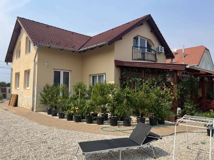 Haus zum Kauf provisionsfrei 280.000 € 5 Zimmer 170 m²<br/>Wohnfläche 950 m²<br/>Grundstück Táplánszentkereszt 9761