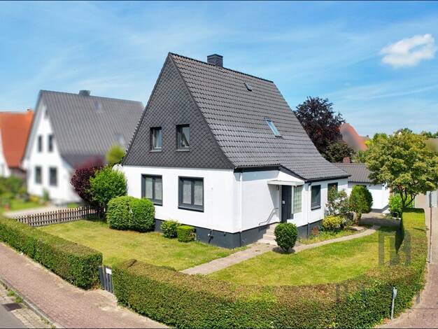 Einfamilienhaus zum Kauf 255.000 € 4 Zimmer 107 m² 728 m² Grundstück Langen Geestland 27607