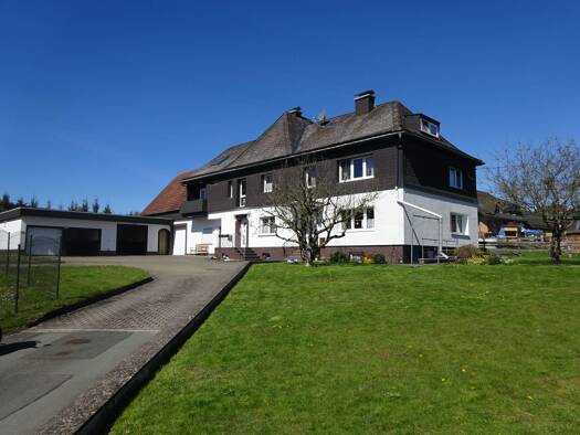 Bauernhaus zum Kauf 289.000 € 11 Zimmer 274 m² 1.581 m² Grundstück frei ab sofort Oberschledorn Medebach 59964