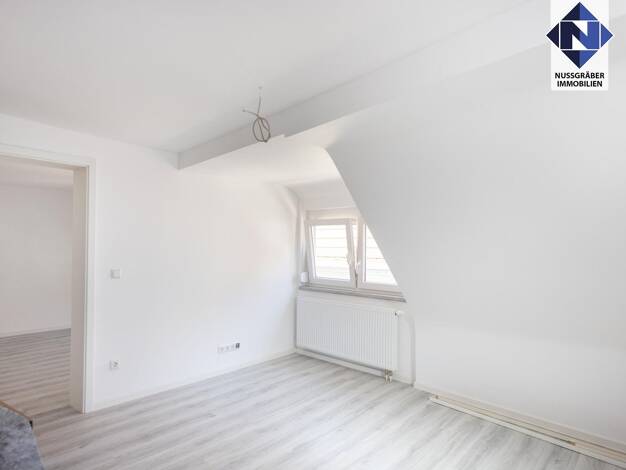 Wohnung zum Kauf 225.000 € 3 Zimmer 59 m² Dachgeschoss, 2. Geschoss Kirchheim unter Teck 73230