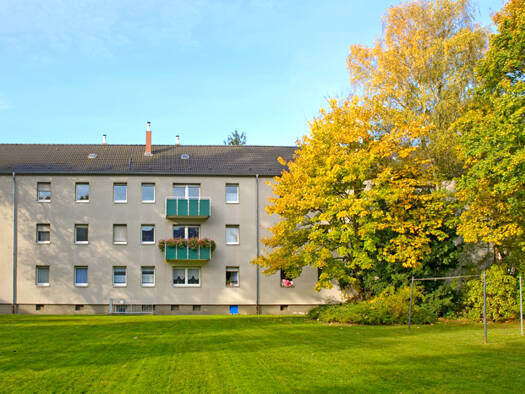 Wohnung zur Miete 379 € 2 Zimmer 40 m² 2. Geschoss Meister-Arenz-Straße 38 Huckingen Duisburg 47259