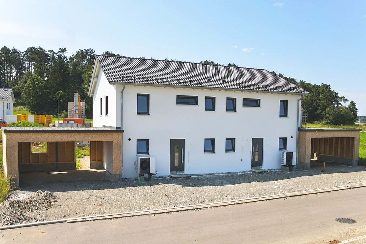 Doppelhaushälfte zum Kauf 455.000 € 4 Zimmer 121,5 m²<br/>Wohnfläche 404 m²<br/>Grundstück Emerfeld Langenenslingen 88515