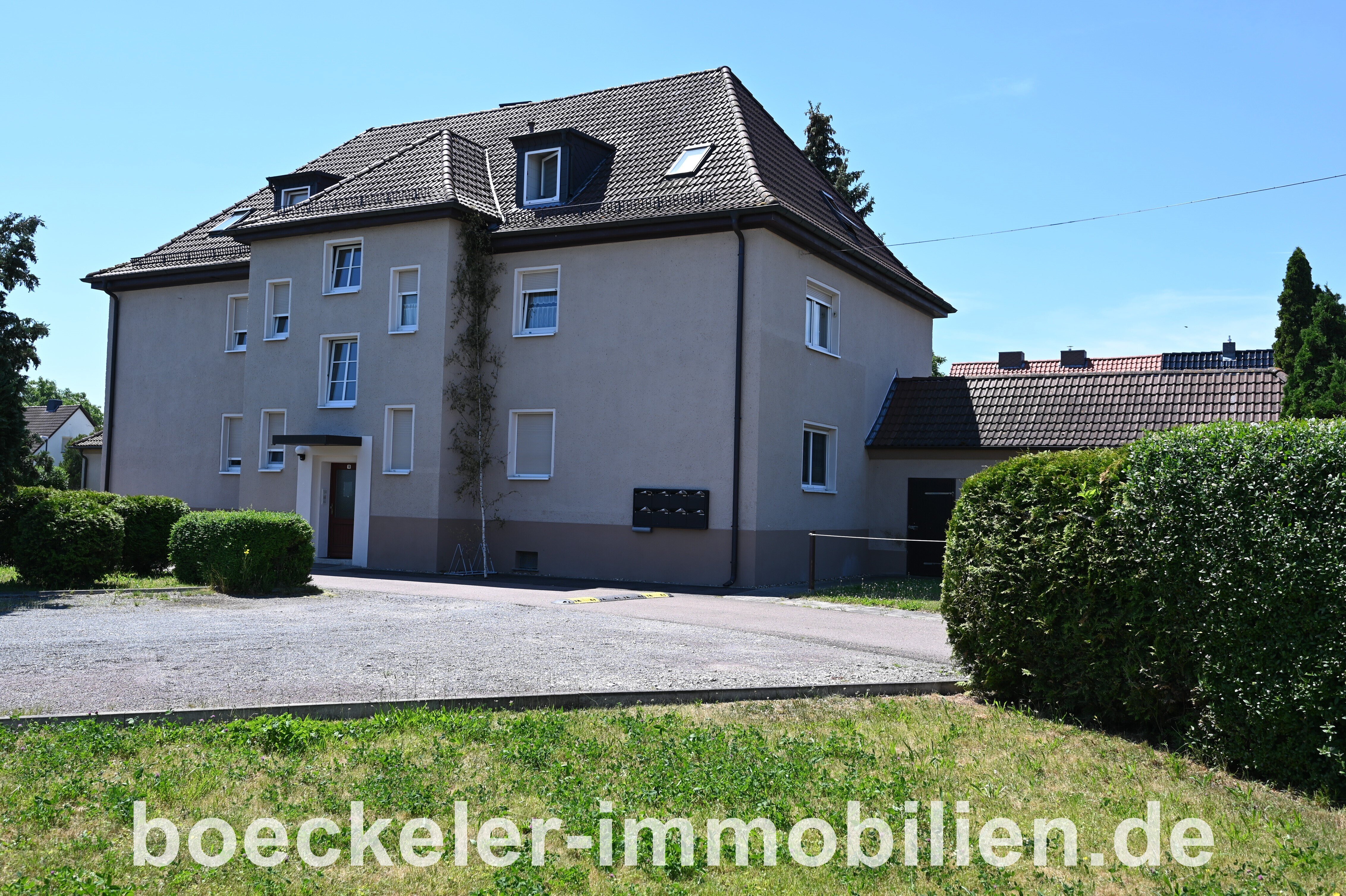 Wohnung zur Miete 285 € 2 Zimmer 51,7 m²<br/>Wohnfläche 01.12.2024<br/>Verfügbarkeit Roßbach Braunsbedra 06242