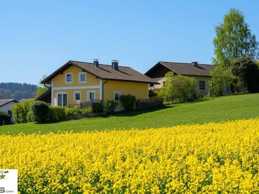 Haus zum Kauf 690.000 € 6 Zimmer 158 m² 749 m² Grundstück Palting 5163