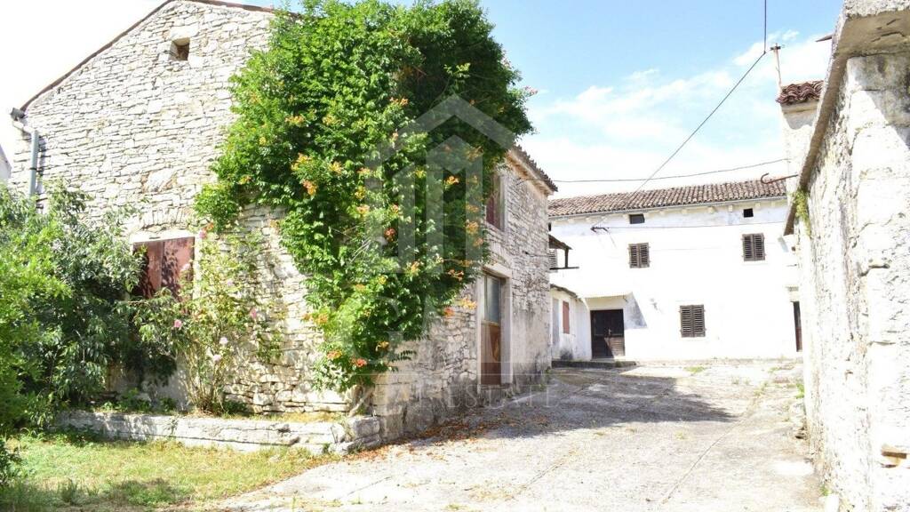 Haus zum Kauf 319.500 € 7 Zimmer 435 m² 1.250 m² Grundstück Marcana