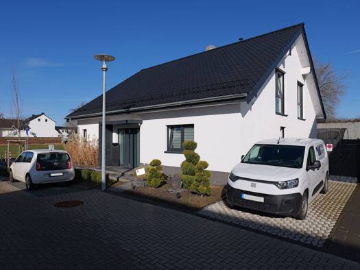 Einfamilienhaus zum Kauf 875.000 € 5 Zimmer 229 m² 540 m² Grundstück frei ab 30.10.2026 Oberdrees Rheinbach 53359