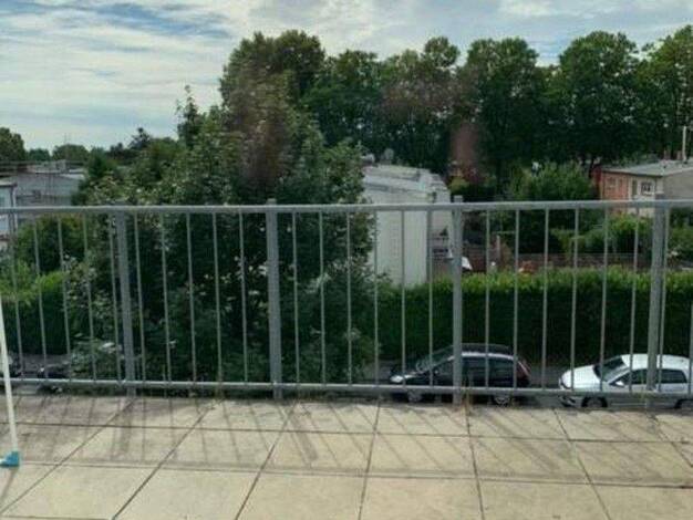 Reihenmittelhaus zur Miete 2.500 € 5 Zimmer 120 m² 200 m² Grundstück frei ab sofort Karl-Klee-Weg 00 Praunheim Frankfurt am Main 60488