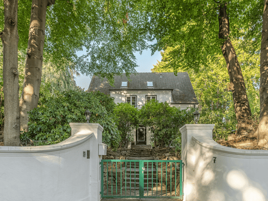 Haus zum Kauf 1.980.000 € 8 Zimmer 300 m² 1.660 m² Grundstück Osdorf Altona 22609