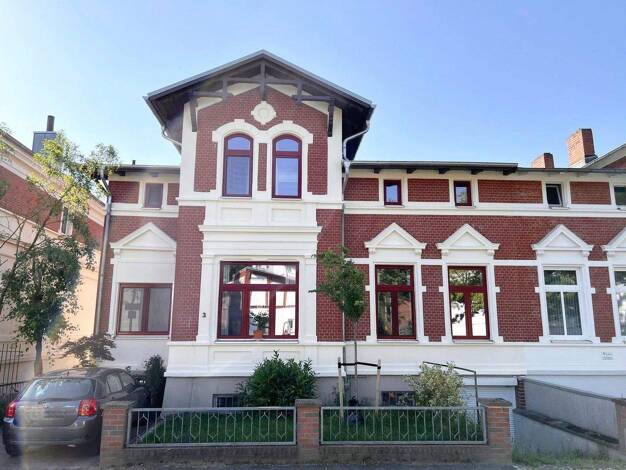 Doppelhaushälfte zum Kauf provisionsfrei 749.000 € 6 Zimmer 230 m² 350 m² Grundstück Lutherstrasse 3 Ostorf Schwerin 19053