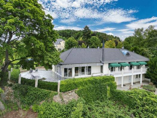 Villa zum Kauf 4.500.000 € 8 Zimmer 494,8 m² 2.338 m² Grundstück Innenstadt Aschaffenburg 63739