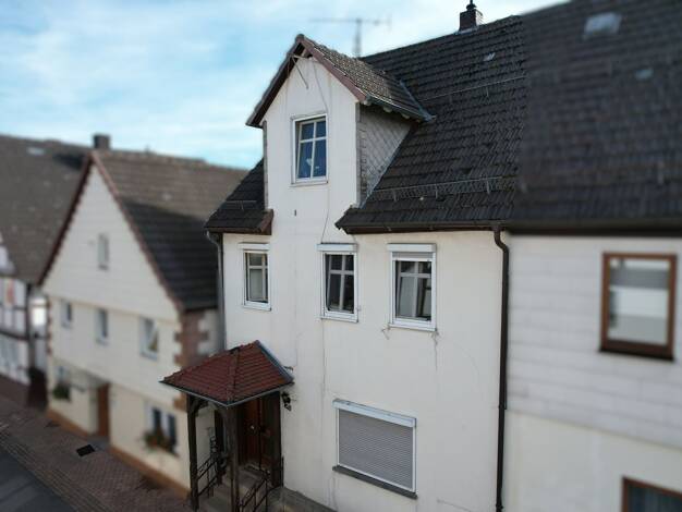 Mehrfamilienhaus zum Kauf 167.000 € 5 Zimmer 135 m² 350 m² Grundstück Steinstraße 40 Helmarshausen Bad Karlshafen 34385