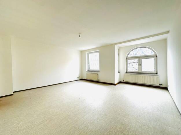 Wohnung zur Miete 660 € 2 Zimmer 67,4 m² 2. Geschoss frei ab sofort Wodanstraße 58 Guntherstraße Nürnberg 90461
